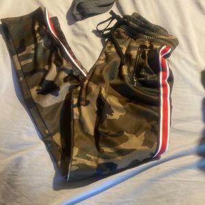 (Ninth hall) joggers